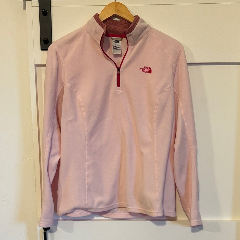 The North Face Light Pink Fleece Quarter 1/4 Zip Pullover. Large
